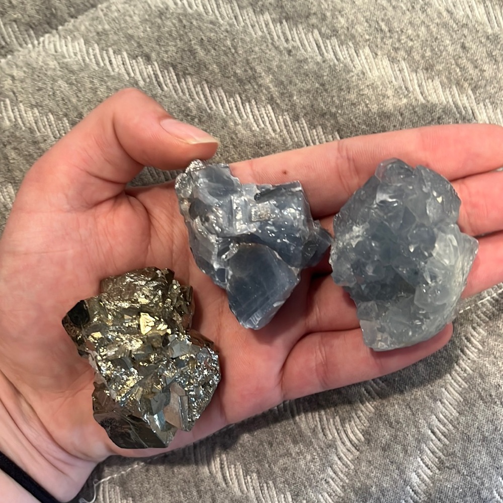 Crystal bundle